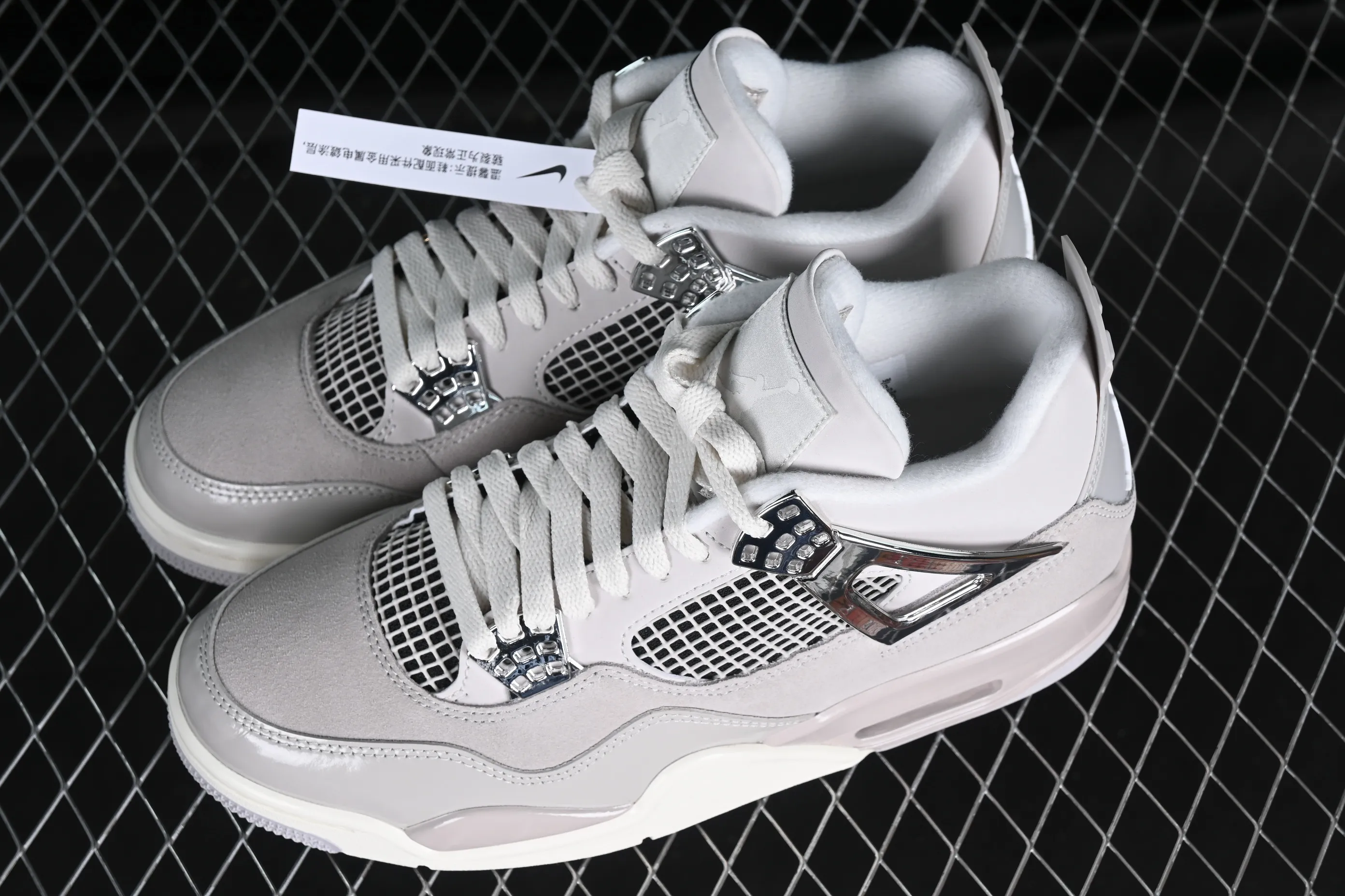 All categories Air Jordan Jordan series basketball shoes Air Jordan 4 GX foreign trade version Air Jordan 4 Retro "Frozen Moments" AJ4 Joe 4 electroplated silver AQ9129-001